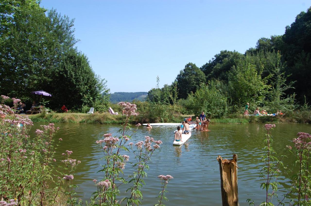 Camping La Foret Du Morvan Vintage Caravan Larochemillay 외부 사진